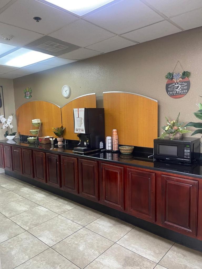 Quality Inn & Suites Conference Center New Port Richey Kültér fotó